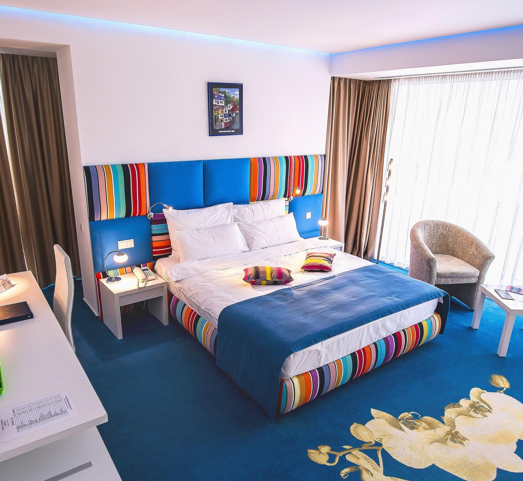 Marshal Garden Hotel Bukurešť Exteriér fotografie A room at the hotel