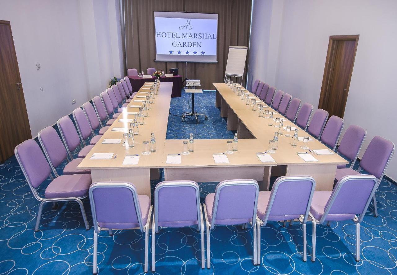 Marshal Garden Hotel Bukurešť Exteriér fotografie U-shaped table layout